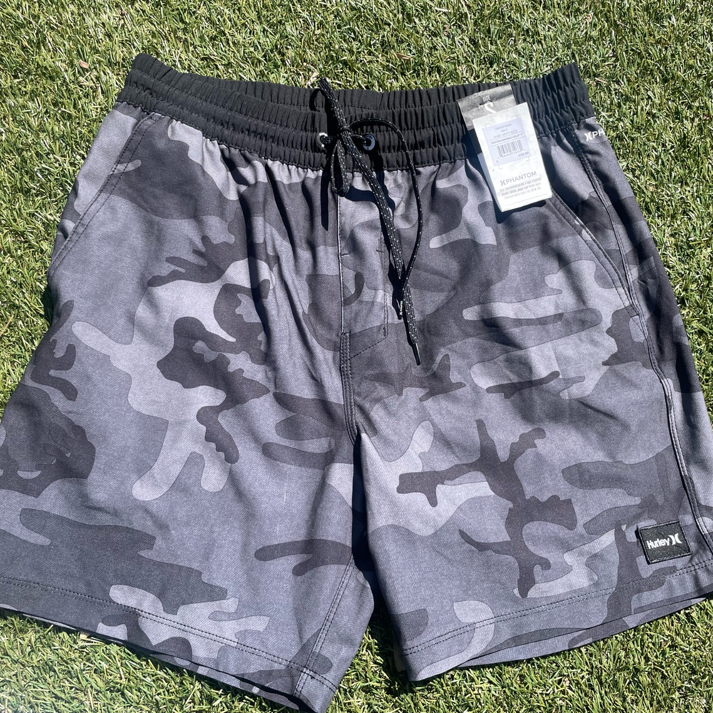 HURLEY PHANTOM CANON BALL VOLLEYS “17 NWT